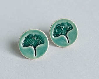 18 mm ear studs *GINKO LEAF* Ceramic & surgical steel