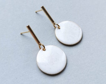 Bar Studs *WHITE CIRCLE* Céramique & Laiton plaqué or 18k - pendant/géométrique - Cadeaux pour vous