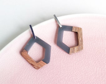 Boucles d'oreilles en bois de déclaration * PENTAGON * - bois et résine synthétique - cadeaux pour elle