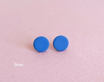 Boucles d'oreilles clous basiques bleues - BLUE MATT - 9 ou 11 mm - porcelaine & acier chirurgical - cadeaux pour elle
