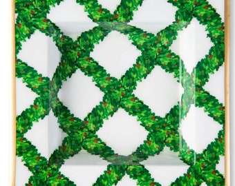 Boxwood Trellis Enameled Smidge Tray