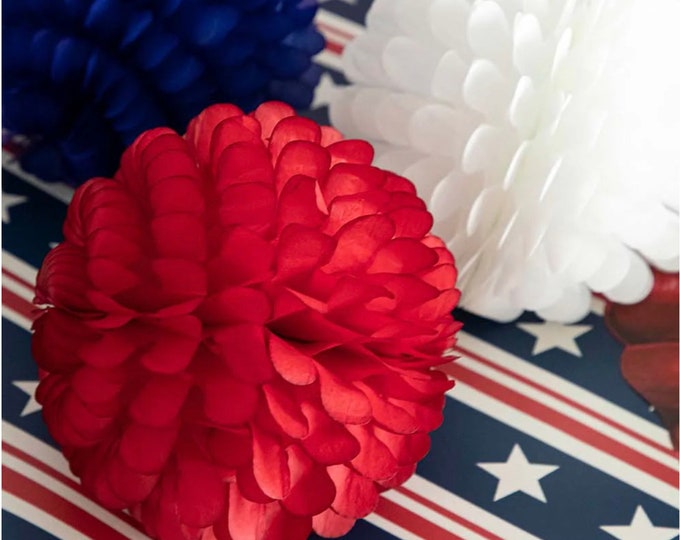 Patriotic Ruffled Balls Set of 3 | Table Decor