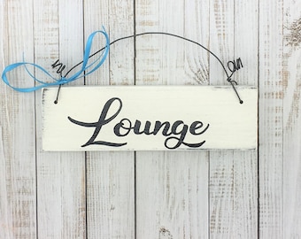 Segno di legno porta segno "Lounge" decorazione soggiorno vintage Scandi Stile fatto a mano porta casa appeso decorazione decorazione bianco