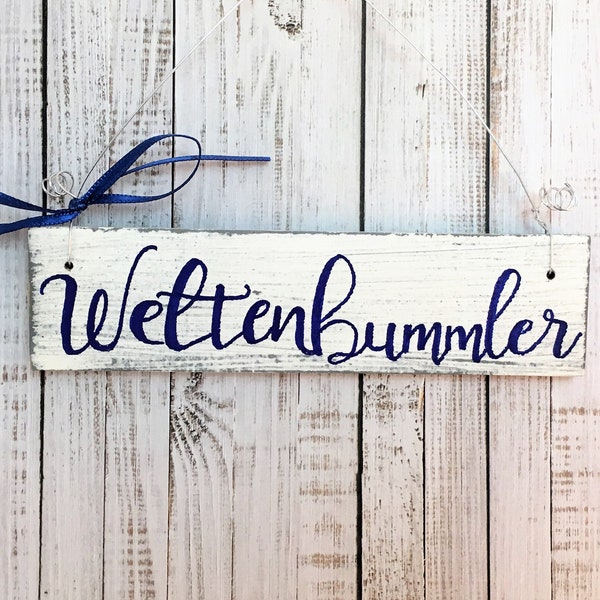 Wooden door sign Weltenbummler (handpainted)