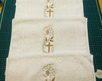 Personnalisé ou non Église Serviette à main Église catholique Clergé Tissu Calice Baptême imprimé, serviette de baptême personnalisée