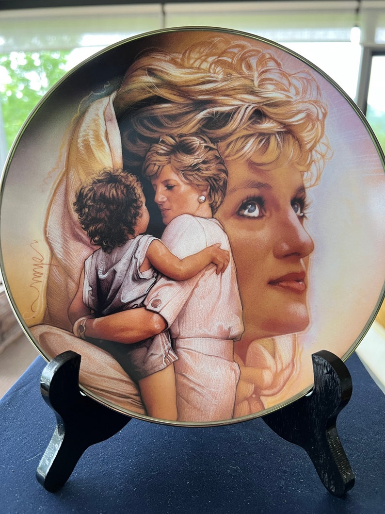 Princess Diana Plate Queen of Compassion image 1