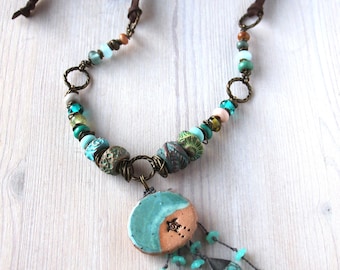 Turtle Necklace Ceramic Pendant – Turquoise Green Boho Necklace – Handmade Glass Bead Jewelry – Adjustable 50–84 cm Gift for Her