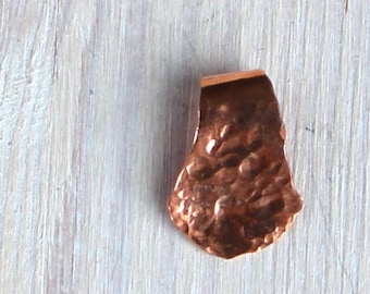 Handmade Copper Pendant Organic Shape 2 cm, Hammered Copper Charm, Minimalist Jewelry for Leather Cord Necklace DIY