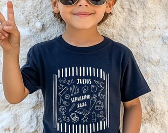 Schulkind Erste Klasse // Einschulungsgeschenk Junge // Geschenk Schulkind // Shirt Personalisiert
