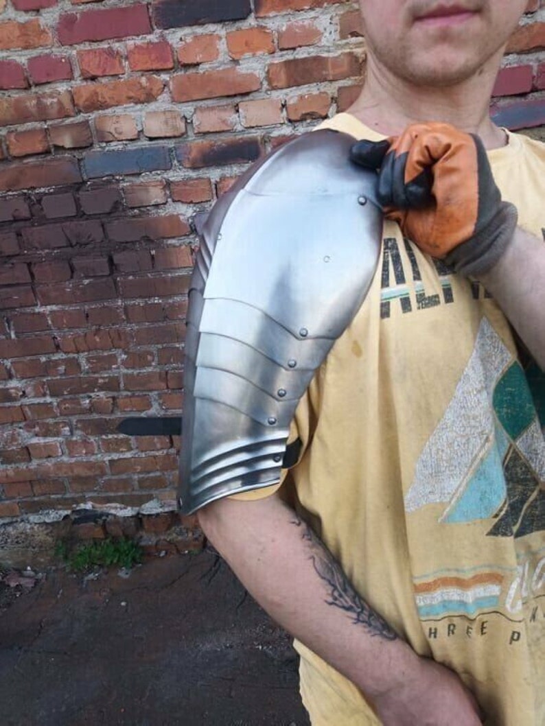 Medieval Gothic Knight Armor Pair of Pauldrons Shoulder Collectible - Etsy