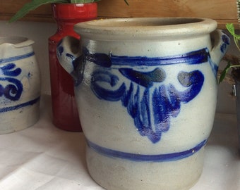 Stoneware pot lard pot