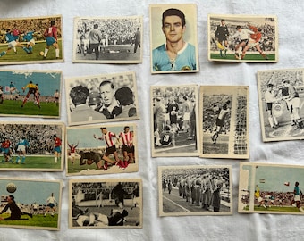 Football trading cards World Cup 1962 18 pieces