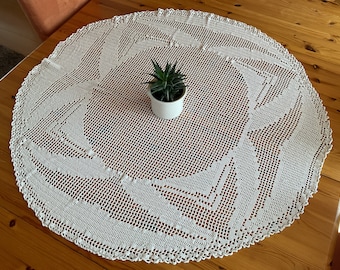 Tablecloth round filet crochet handmade 50s