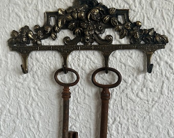 Key hook key rack brass colored vintage