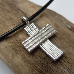 Delicate 925 silver cross, lines with melted structure on leather strap or chain, gift for communion or confirmation, unisex
