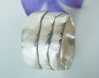 Wide 3-row layered ring made of 925 silver, modeled from flat irregular stripes, organic unique jewelry, ring size 61