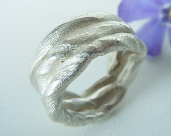 Wide 3-row twist ring made of 925 silver, modeled, round, unique organic unique jewelry, chunky molten ring, ring size 61.5