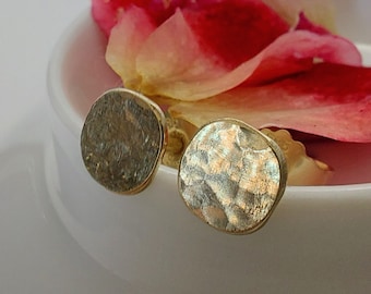 Small round hammered 585 gold stud earrings 6 mm - irregular - ready to ship - gift for her