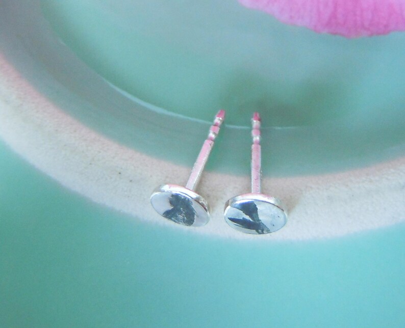925 sterling silver disc stud earrings, small, vegetable blackened imprint, 5 mm round disc, Wabi Sabi jewelry, gifts for her, black image 6