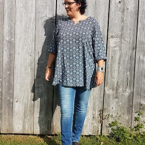 Dahlia Basic Raglan Shirt or Tunic pattern to download from 36 - 62