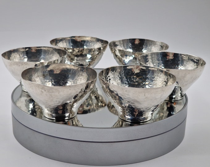 Set of 6 "finger bowls", dessert bowls or ice cream sundaes