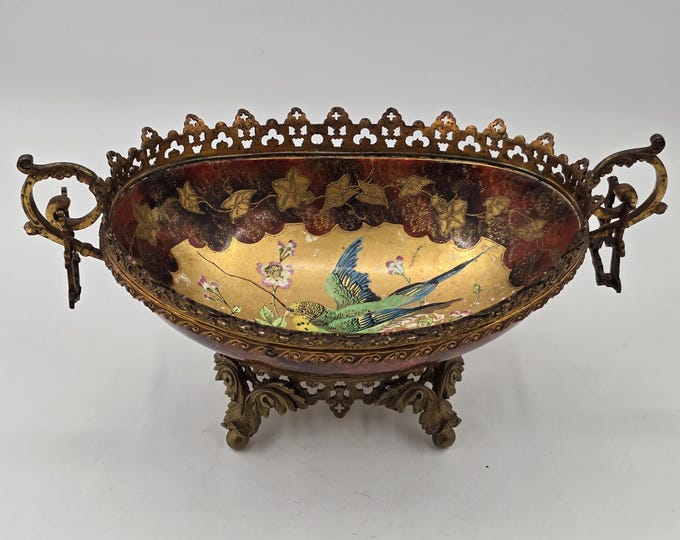 19th Century French porcelain table centrepiece, parakeet decor, Belle Époque
