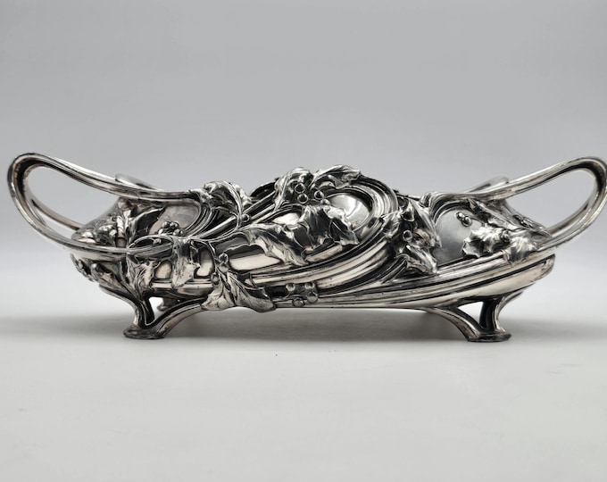 Stunning 19th century large jardinière / centerpiece, Victor Salglier master goldsmith from France, Paris