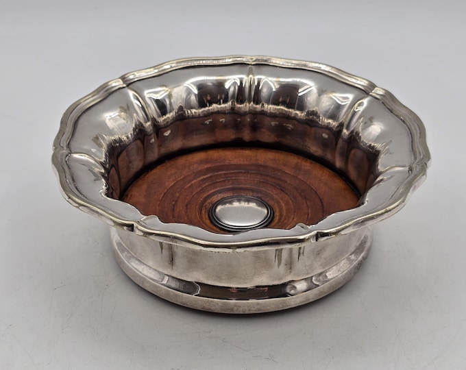 Large Bottle Rack, Coaster, silver-plated, 19th century, marked Elkington (UK)