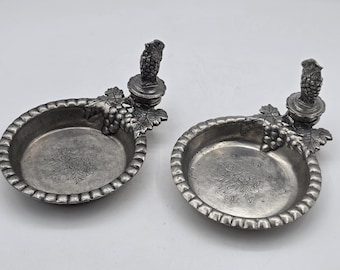 Wine Bottle Coasters - Grape Vine Decor - Tin - Set of 2 Wine Coasters with Stopper