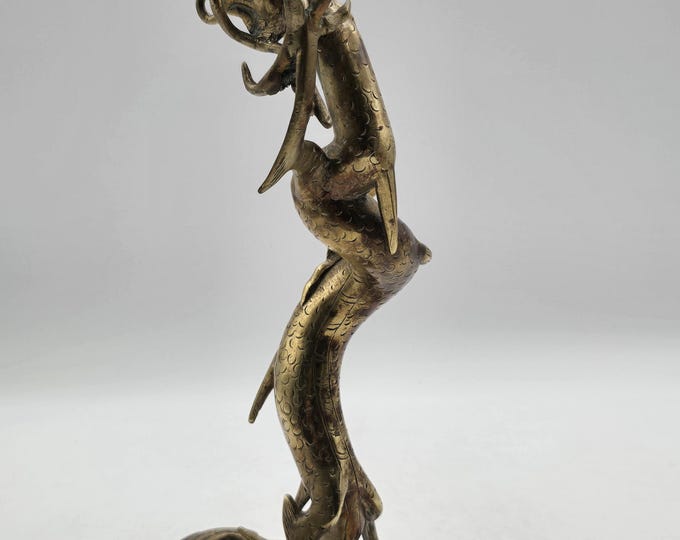 Porte montre, Jewelry statue, Chinese in the shape of a dragon