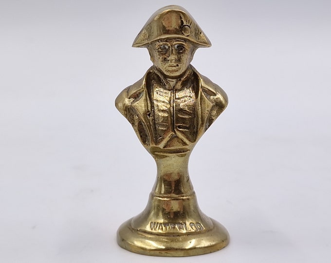 Napoleon small bust (sealing seal?)