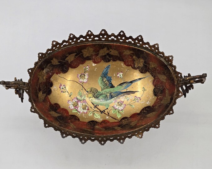 19th Century French porcelain table centrepiece, parakeet decor, Belle Époque