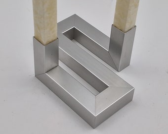 Amabiente design candlestick with 6 matching candles