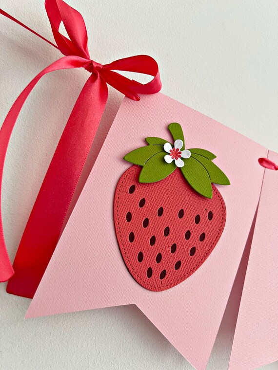 Erdbeer-Konfetti 200 Stück – Berry Sweet Deko Für 1. Geburtstag & Partys