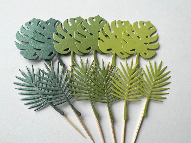 12 Dschungel Safari Cupcake Toppers Dschungel Baby Shower Dekorationen. Safari Geburtstag Party Dekor Dschungel Tier Cupcake Toppers Tropische Blätter 12 Leaves only