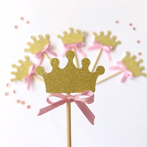 12 décorations pour cupcakes princesse. Couronne Cupcake Toppers. Choix de nourriture. Princesse Premier Anniversaire Or Rose Couronne Toppers Thème Princesse Paillettes D'or image 4