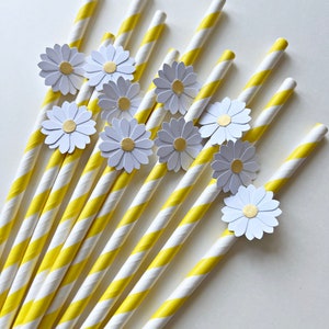 10 Daisy Paper Straws or Cupcake Toppers Two Groovy Daisy Birthday Decorations. Bridal Shower, Wedding, Engagement, Retro Vintage Birthday Yellow Straws