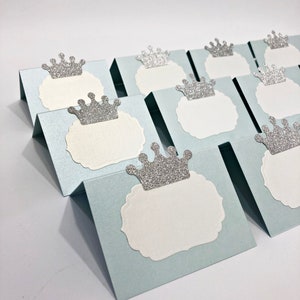 10 segnaposto del piccolo principe - Tende per cibo per feste a tema principe reale. Baby Blue Prince Baby Shower. Primo compleanno. Biglietti con nome a corona glitterata