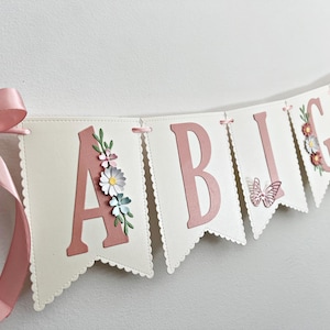 Banner babyshower wilde bloemen - Banner A Little Wildflower is on the Way. Bloemenbanner. Baby In Bloom Banner Bloem Babyshower Decoraties