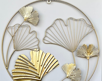 Moderner Metallwandhänger mit Ginkoblätter, Gold/Wandschmuck Ginkoblätter/Wandkranz aus Metall in gold/Tür und Wandschmuck glänzend,modern