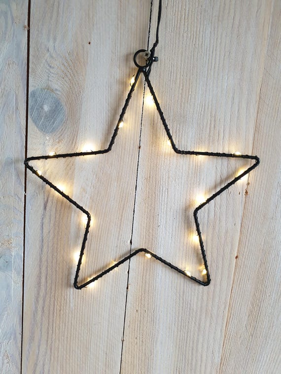 LED Stern 20cm oder 40cm Timer schwarz Batterie beleuchtet warmweißes Licht batteriebetrieben