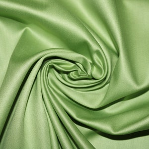 14,30 EUR/metro tecido dirndl liso verde algodão cetim