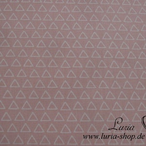 Può includere: Tessuto rosa con un motivo a triangoli bianchi. Il tessuto ha il testo "Luria" e "www.luria-shop.de" stampato su di esso.
