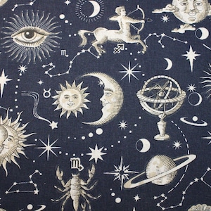 12,90 EUR/metro tecido de algodão constelações cósmicas astrologia em tecido azul escuro 100% algodão