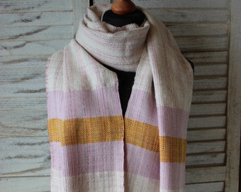 Hand-woven scarf made of fine yarns *unique*