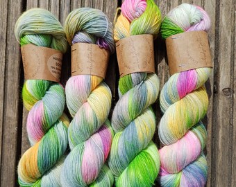 HANDDYED sock yarn "Bah!" hand-dyed unique pieces!