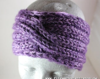 Cozy hand-knitted headband