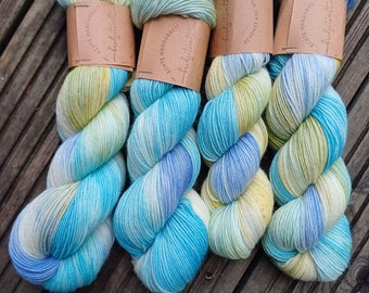 HANDDYED sock yarn "Ice,Ice Baby" hand-dyed unique pieces!