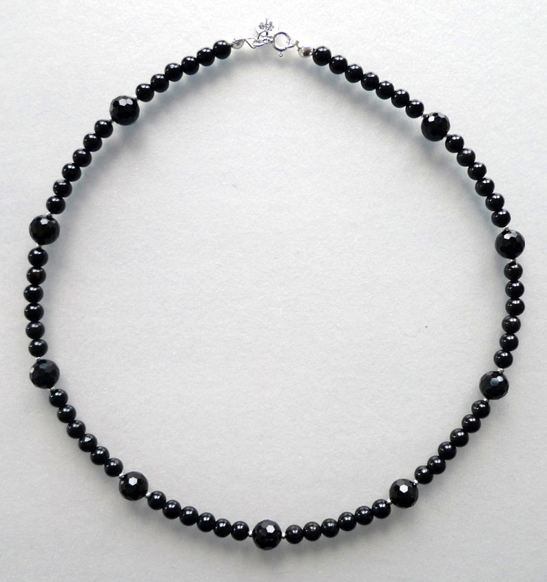 Black Tourmaline Sch\u00f6rl Gemstones Necklace Necklace