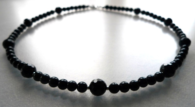 Black Tourmaline Sch\u00f6rl Gemstones Necklace Necklace